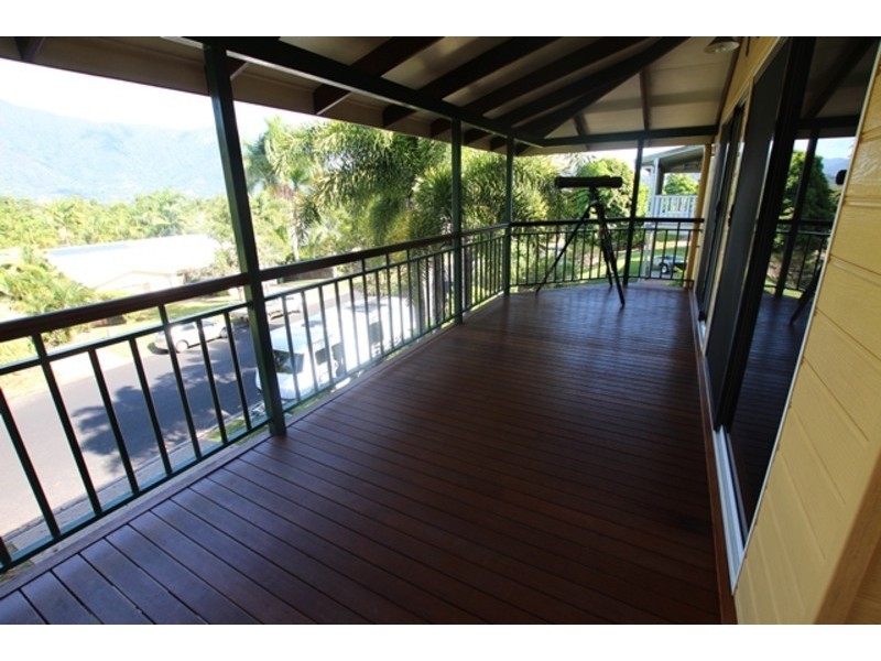 42 Benn Street, Brinsmead QLD 4870