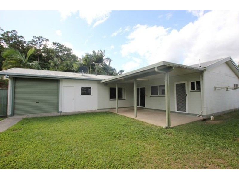 4 Thornton Street, White Rock QLD 4868