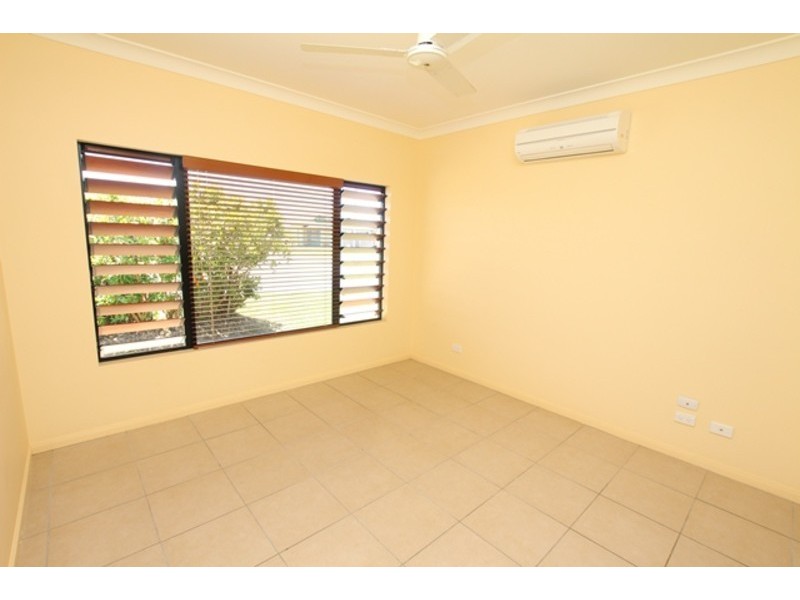 18 Goldberg Close, White Rock QLD 4868