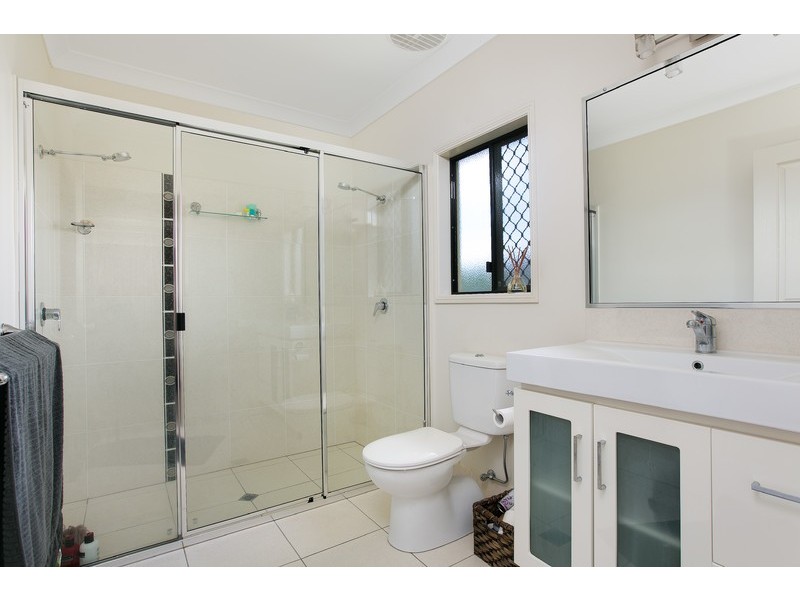120 Fitzmaurice Drive, Bentley Park QLD 4869