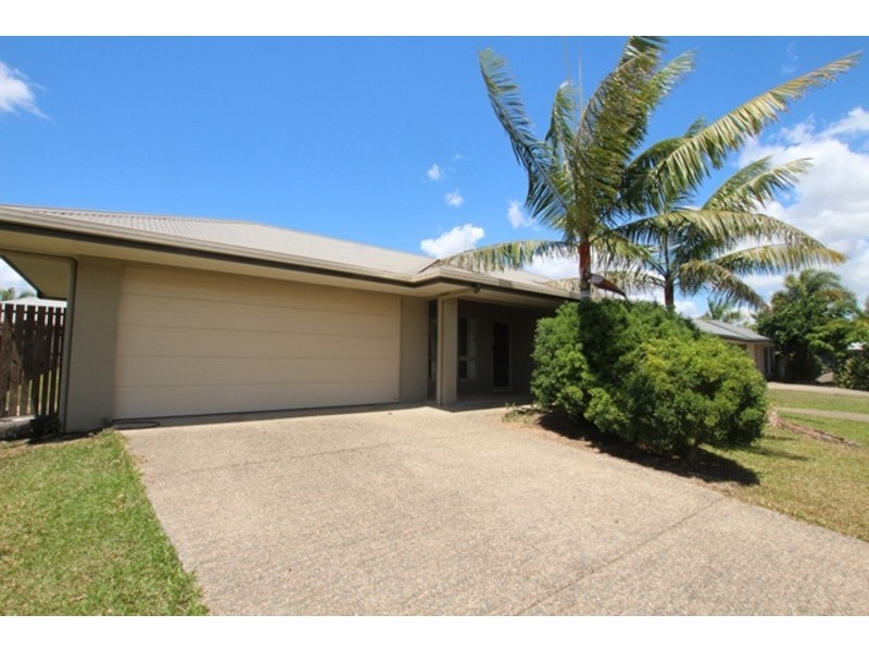 11 Baldwin Close, White Rock QLD 4868