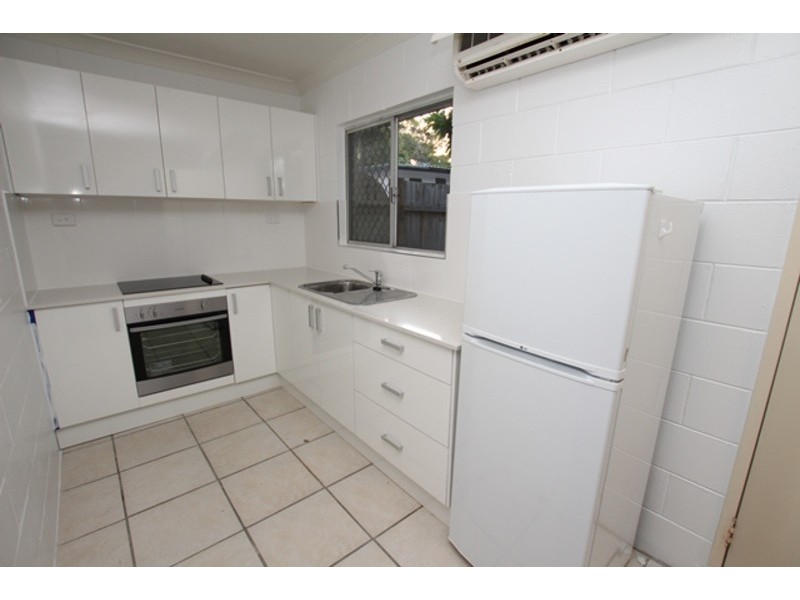 2/414-416 Severin Street, Parramatta Park QLD 4870
