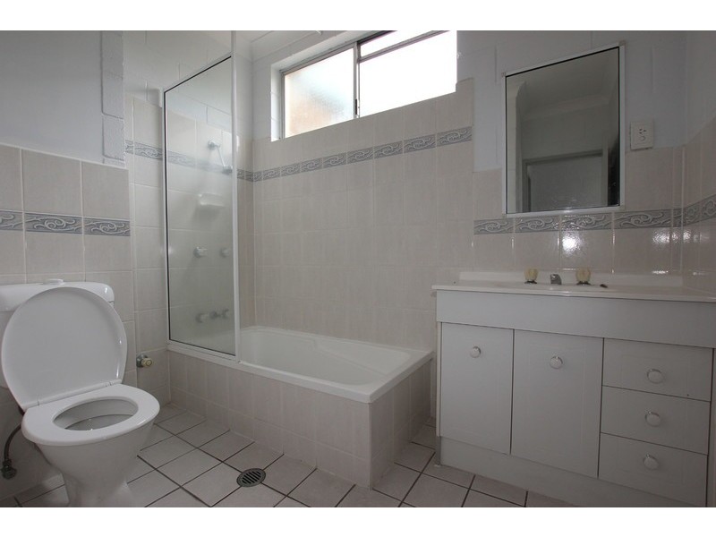 29/186 Lake Street, Cairns City QLD 4870