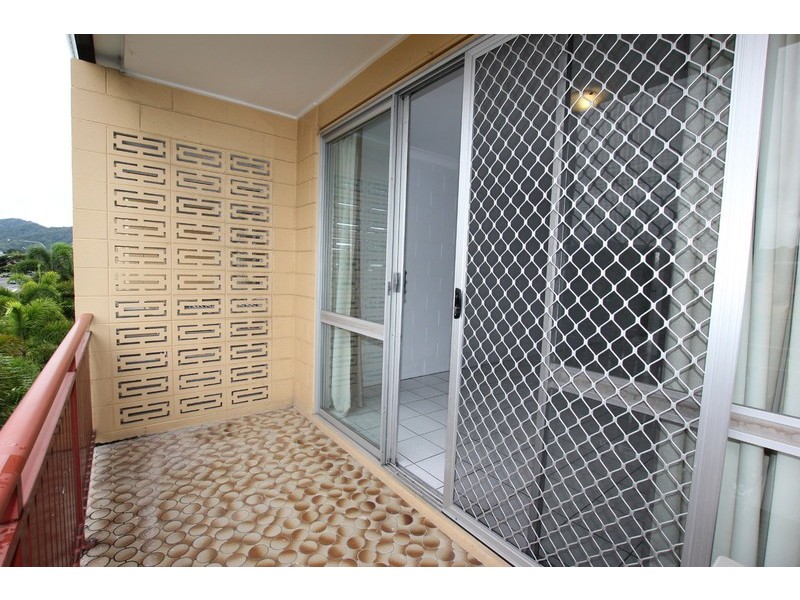 29/186 Lake Street, Cairns City QLD 4870