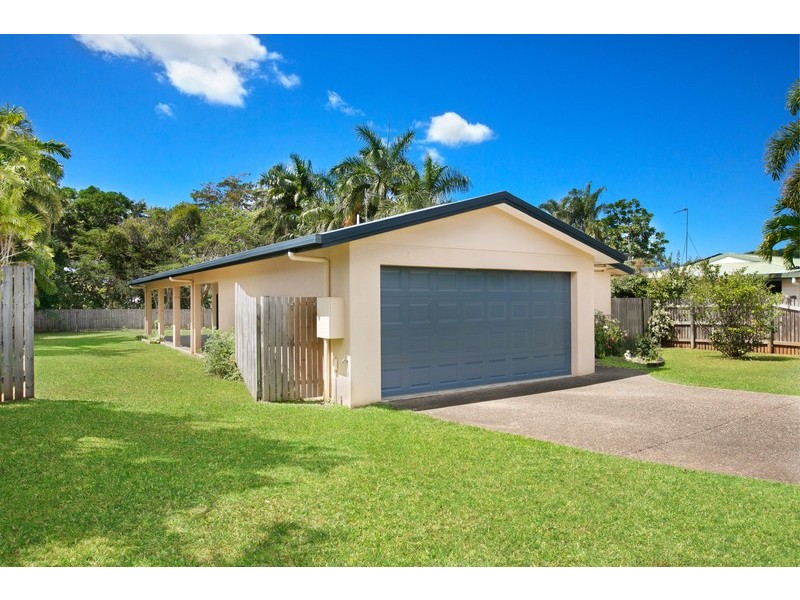 22 Jasmine Street, Redlynch QLD 4870