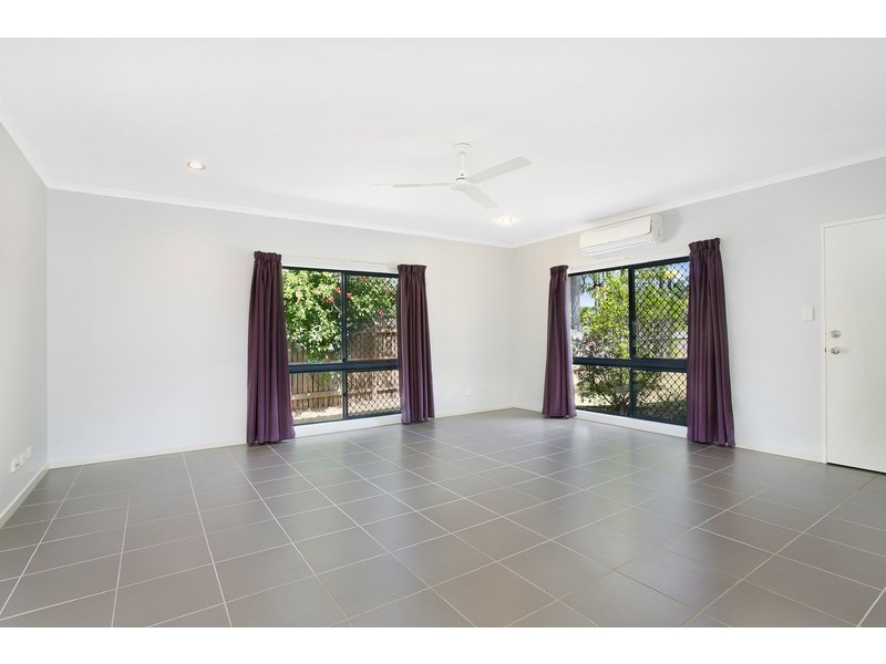 22 Jasmine Street, Redlynch QLD 4870