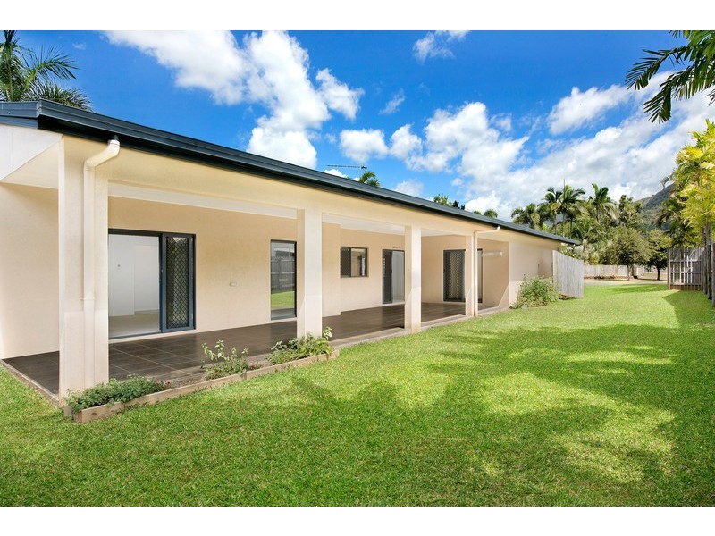 22 Jasmine Street, Redlynch QLD 4870