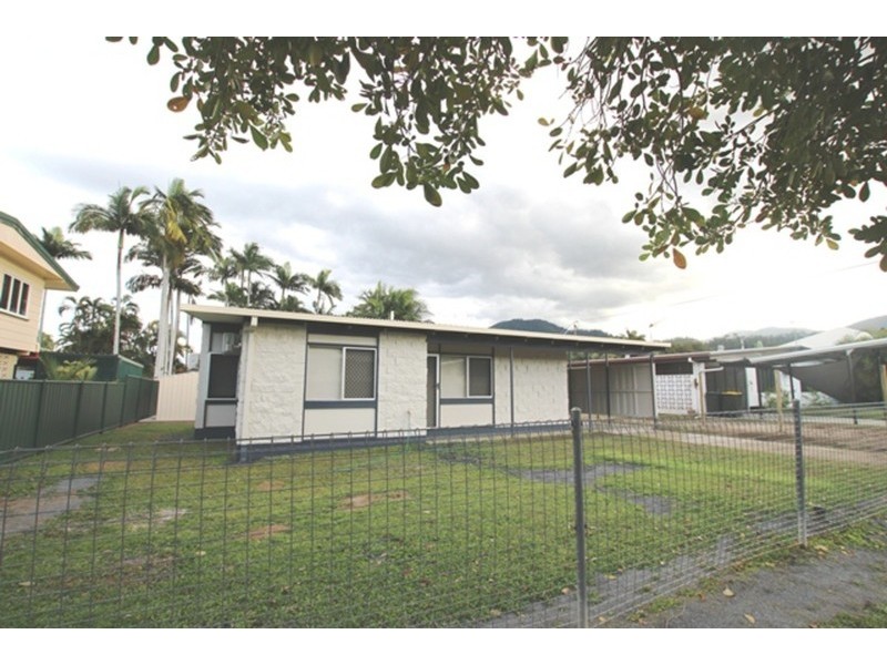 159 Russell Street, Edge Hill QLD 4870