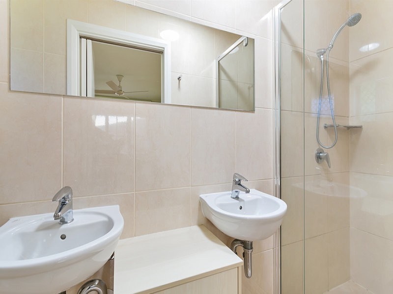 11A Creedy Street, Westcourt QLD 4870