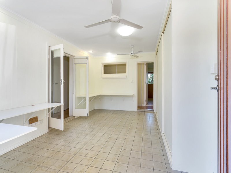 11A Creedy Street, Westcourt QLD 4870