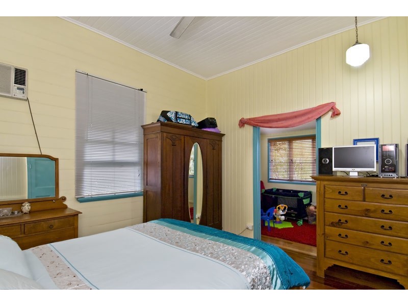 6A McKenzie Street, Cairns North QLD 4870