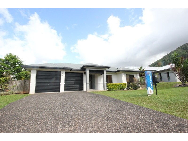 13 Elphinstone Street, Kanimbla QLD 4870