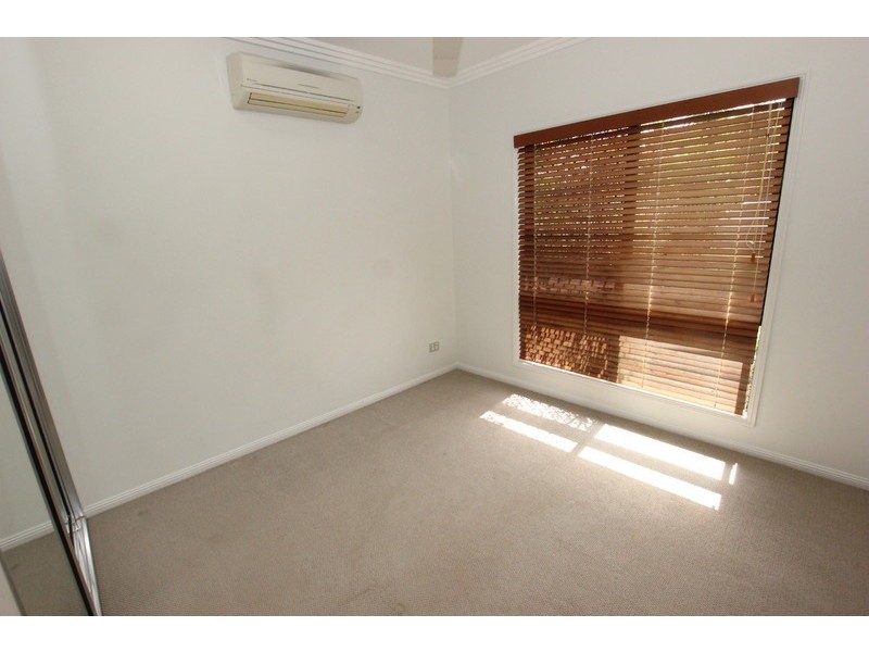 13 Elphinstone Street, Kanimbla QLD 4870