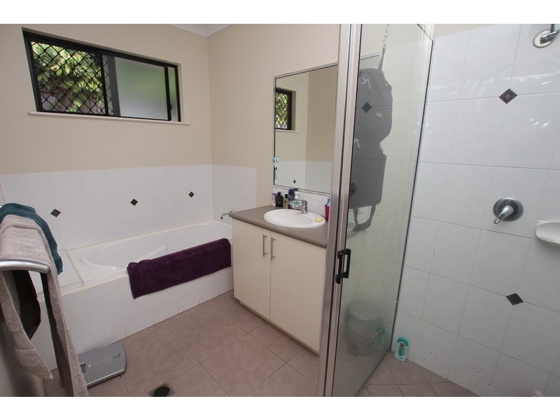 24 Greendale Close, Brinsmead QLD 4870