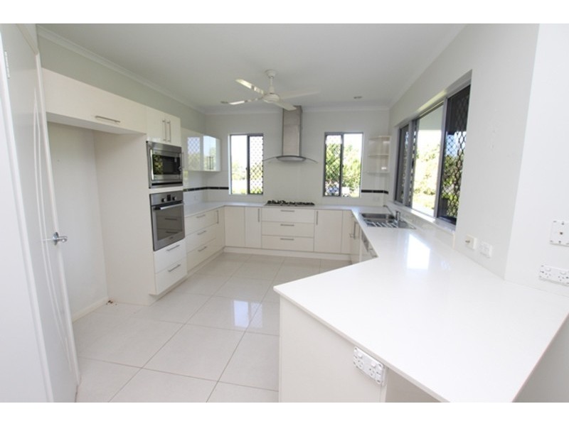 13B Moowooga Street, Earlville QLD 4870