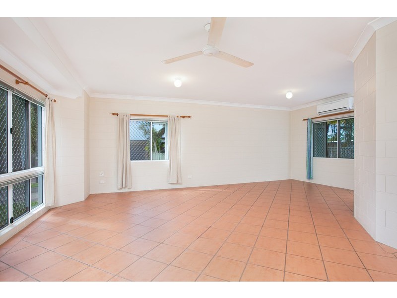 4 Sugar Glider Close, Kamerunga QLD 4870