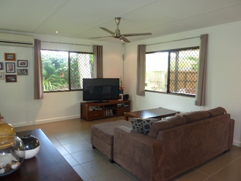 2 ALICE Close, Woree QLD 4868