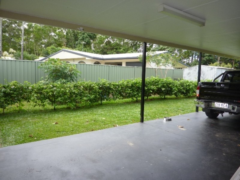 2 ALICE Close, Woree QLD 4868