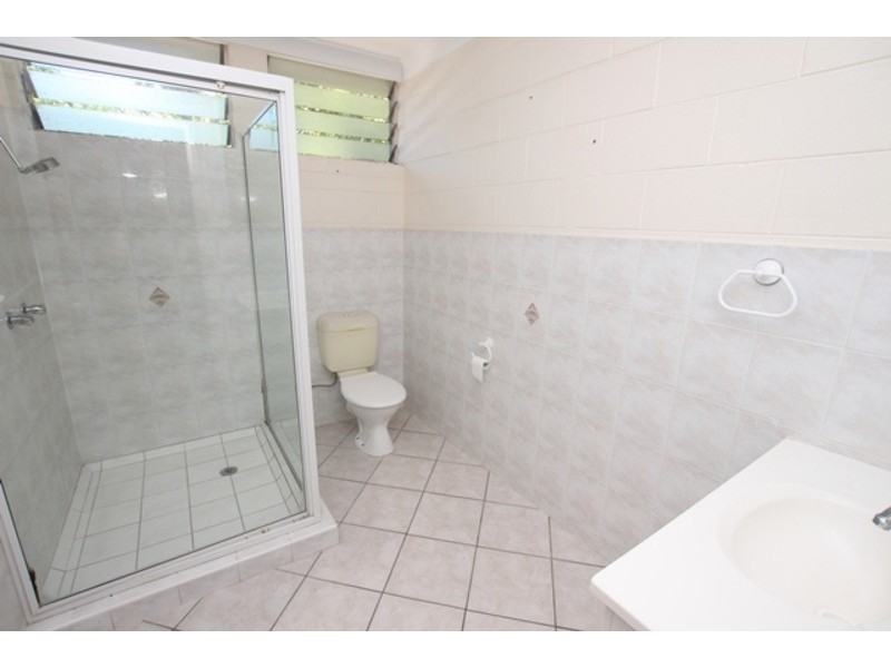 6/28 Digger Street, Cairns North QLD 4870