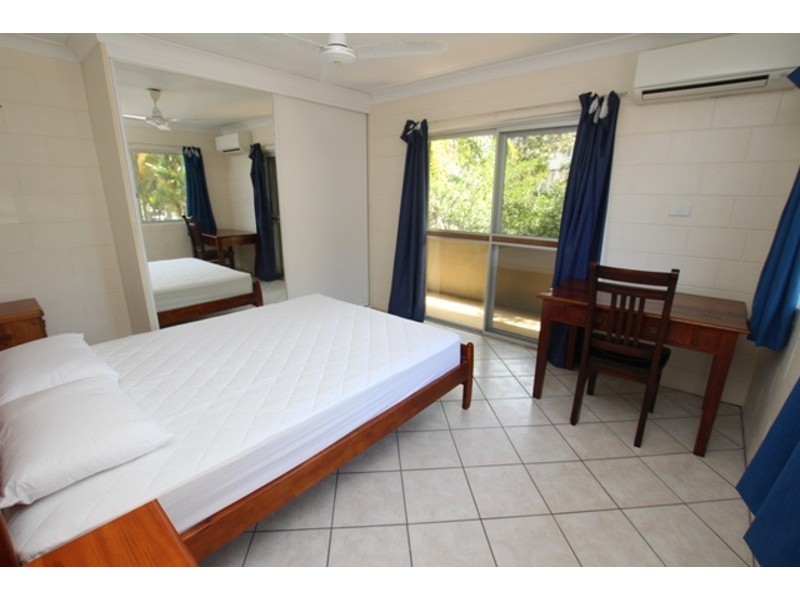 6/28 Digger Street, Cairns North QLD 4870