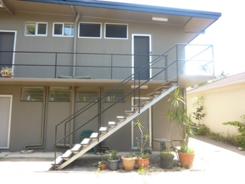 6/28 Digger Street, Cairns North QLD 4870