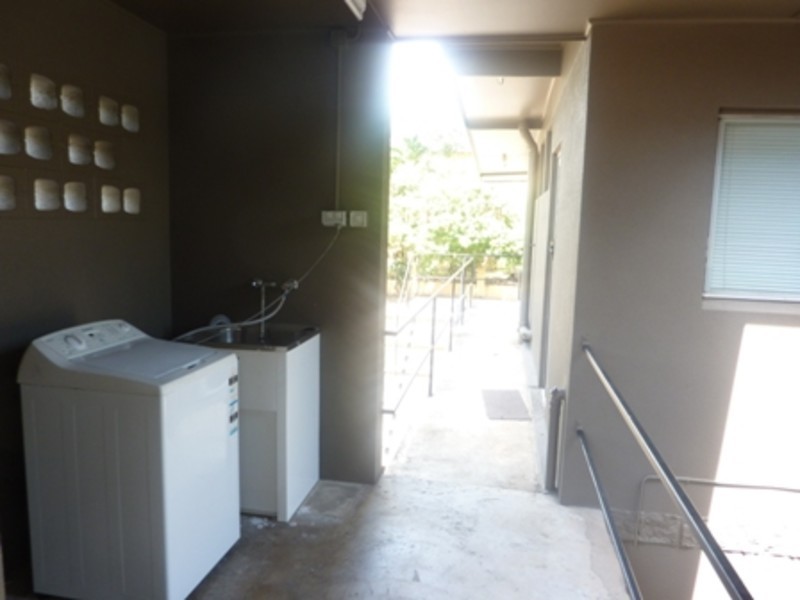 6/28 Digger Street, Cairns North QLD 4870