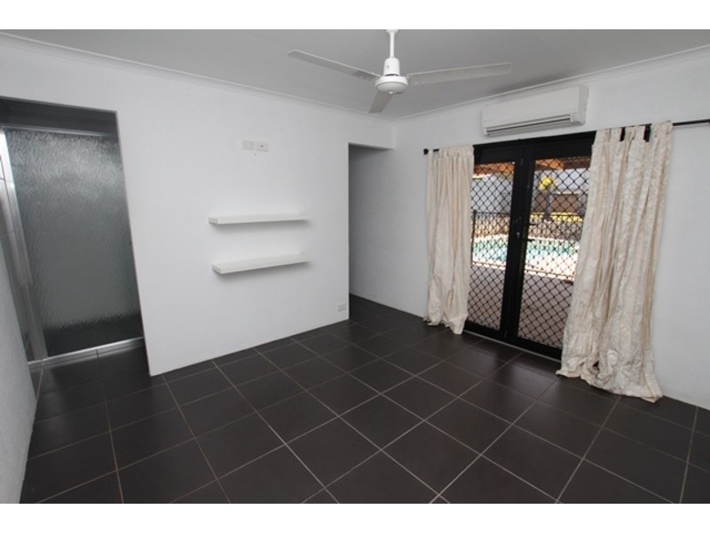 79 Carnation Drive, Mooroobool QLD 4870