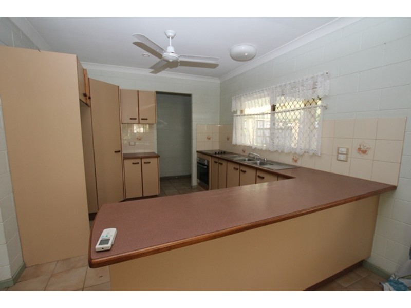 18 Lady Penryhn Close, Bentley Park QLD 4869