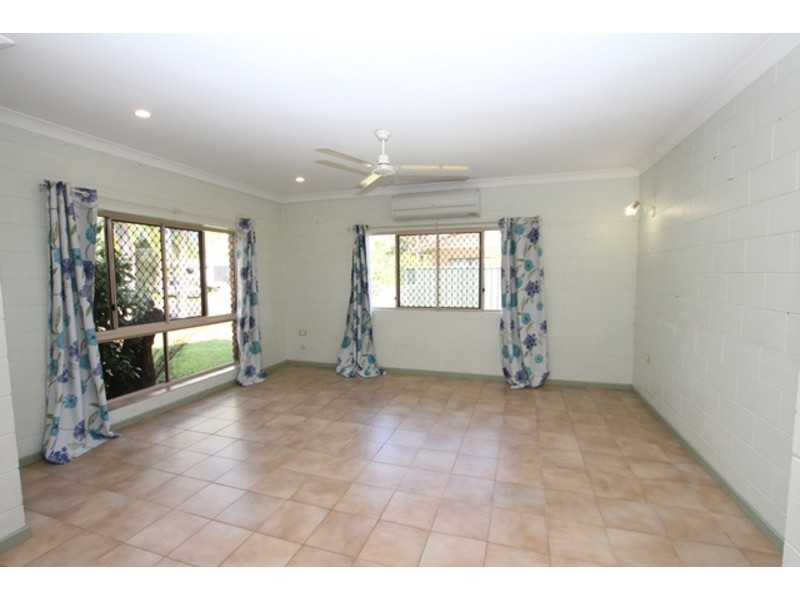 18 Lady Penryhn Close, Bentley Park QLD 4869