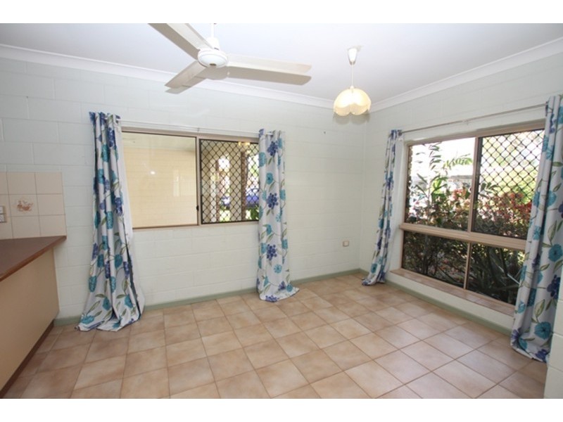 18 Lady Penryhn Close, Bentley Park QLD 4869