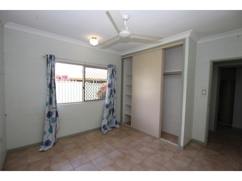 18 Lady Penryhn Close, Bentley Park QLD 4869