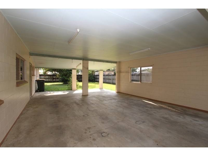 18 Lady Penryhn Close, Bentley Park QLD 4869