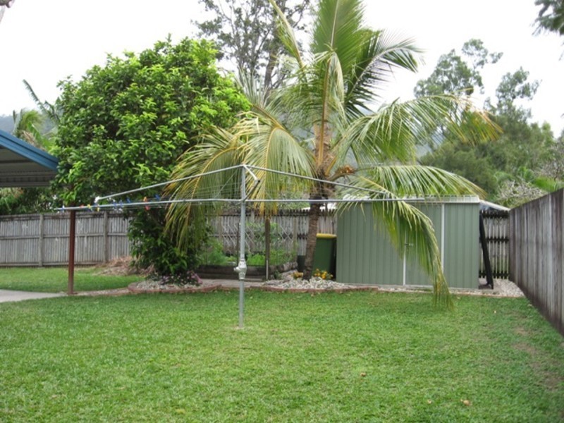 1 Witney Street, Manoora QLD 4870