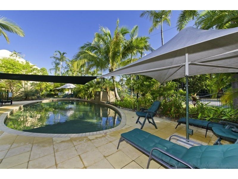 2/1-19 Poinciana Street, Holloways Beach QLD 4878