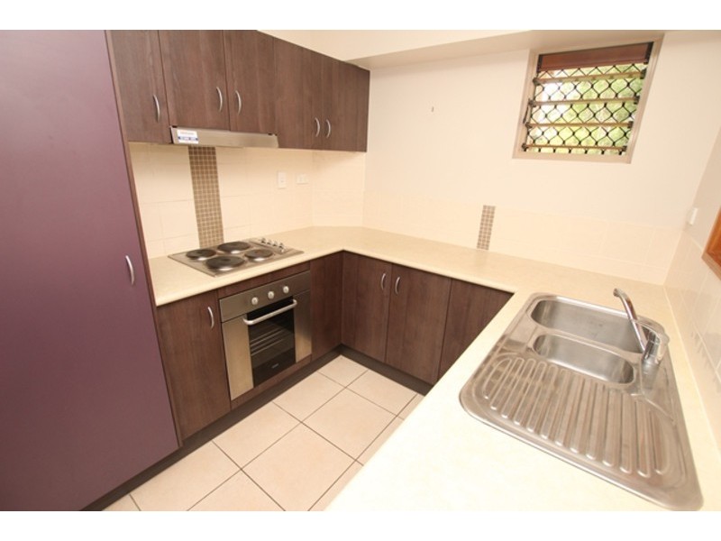 306/29-33 Springfield Crescent, Manoora QLD 4870