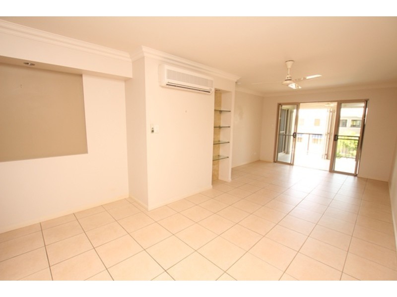 306/29-33 Springfield Crescent, Manoora QLD 4870