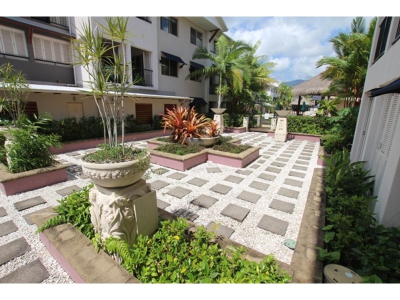 306/29-33 Springfield Crescent, Manoora QLD 4870