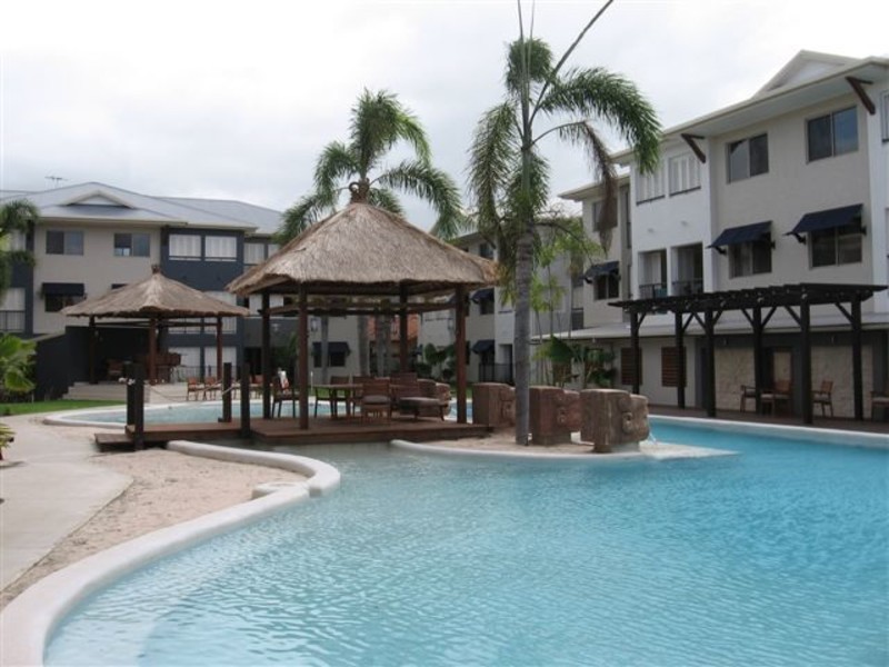 306/29-33 Springfield Crescent, Manoora QLD 4870
