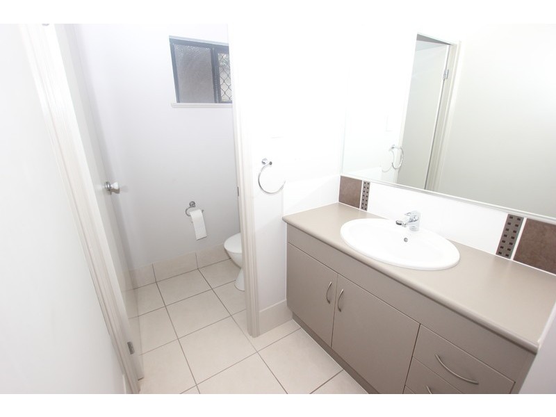 20 Five Span Close, Brinsmead QLD 4870