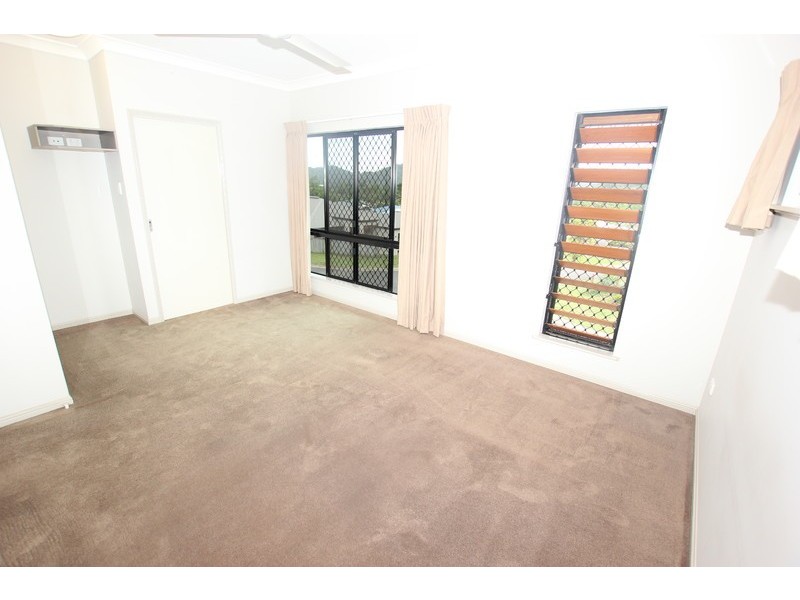 20 Five Span Close, Brinsmead QLD 4870