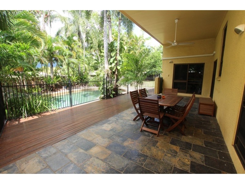 41 Hobson Drive, Brinsmead QLD 4870
