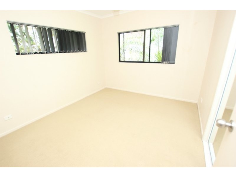 223/11-15 Charlekata Close, Freshwater QLD 4870