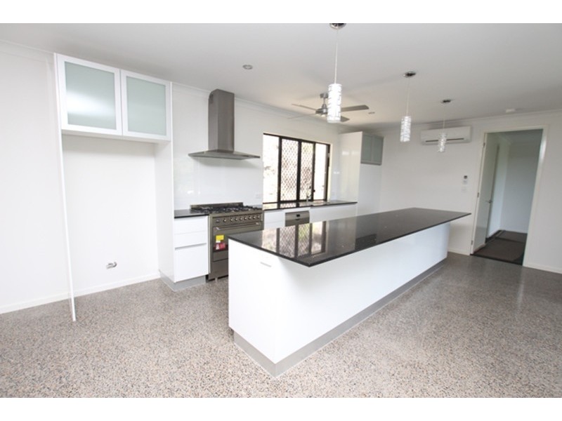 1 Gayundah Close, Earlville QLD 4870