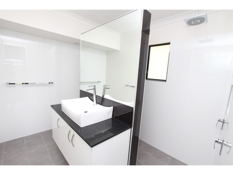 1 Gayundah Close, Earlville QLD 4870