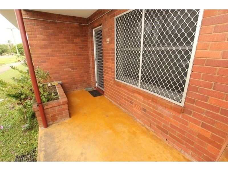 3/221 Aumuller Street, Westcourt QLD 4870