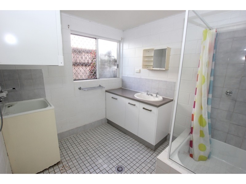 4/52 Pease Street, Manoora QLD 4870