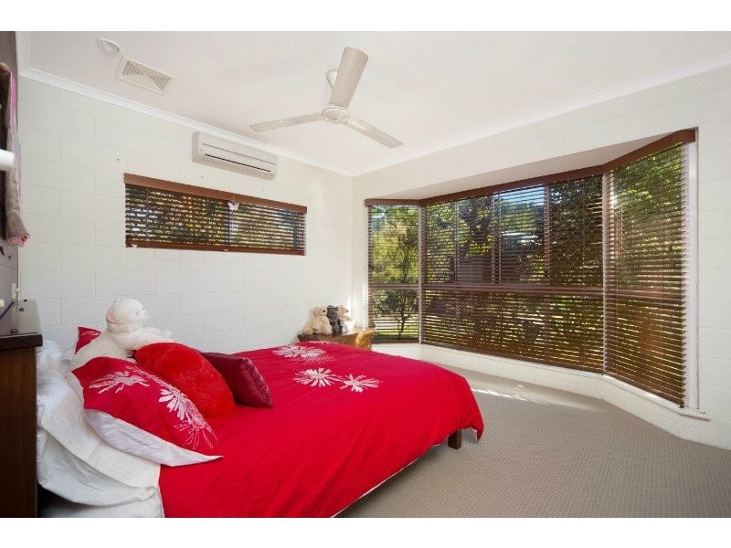 24 Dungarvan Drive, Brinsmead QLD 4870