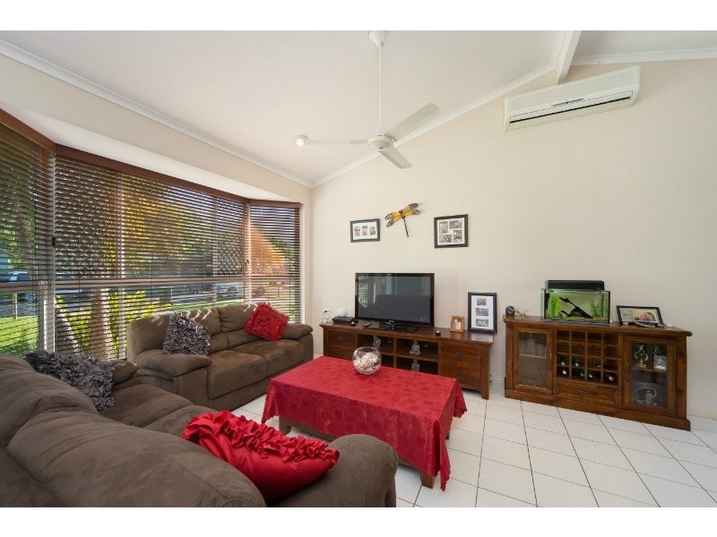 24 Dungarvan Drive, Brinsmead QLD 4870