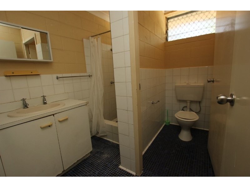 14 Curtin Street, Westcourt QLD 4870