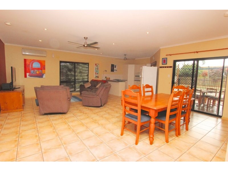 3 Caneland Court, Redlynch QLD 4870
